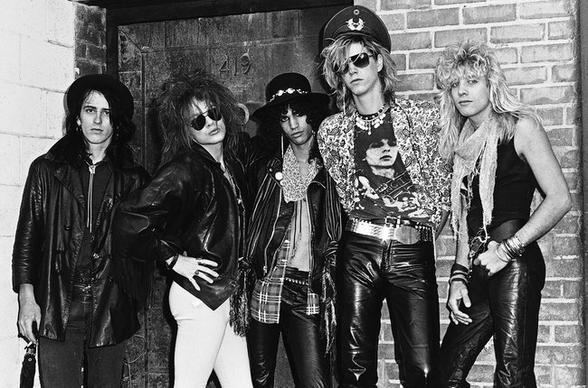 Guns N Roses Greatest Hits Landmark 400th Week On Chart