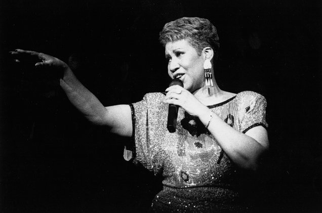 Aretha Franklins 30 Greatest Hits Becomes Her Highest Charting Album in 50 Years