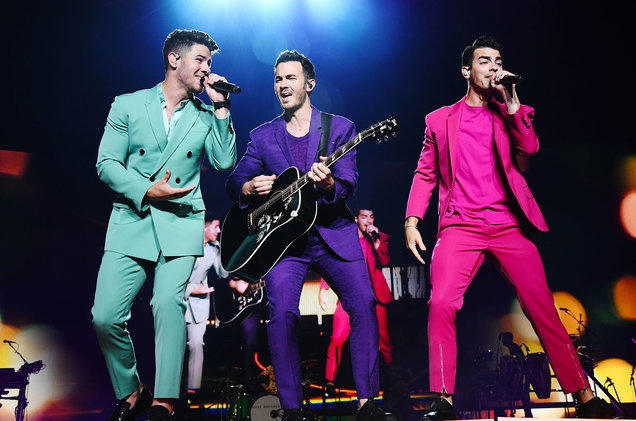 Jonas Brothers Take a Ride Through Vegas in What a Man Gotta Do Alternate Video: Watch