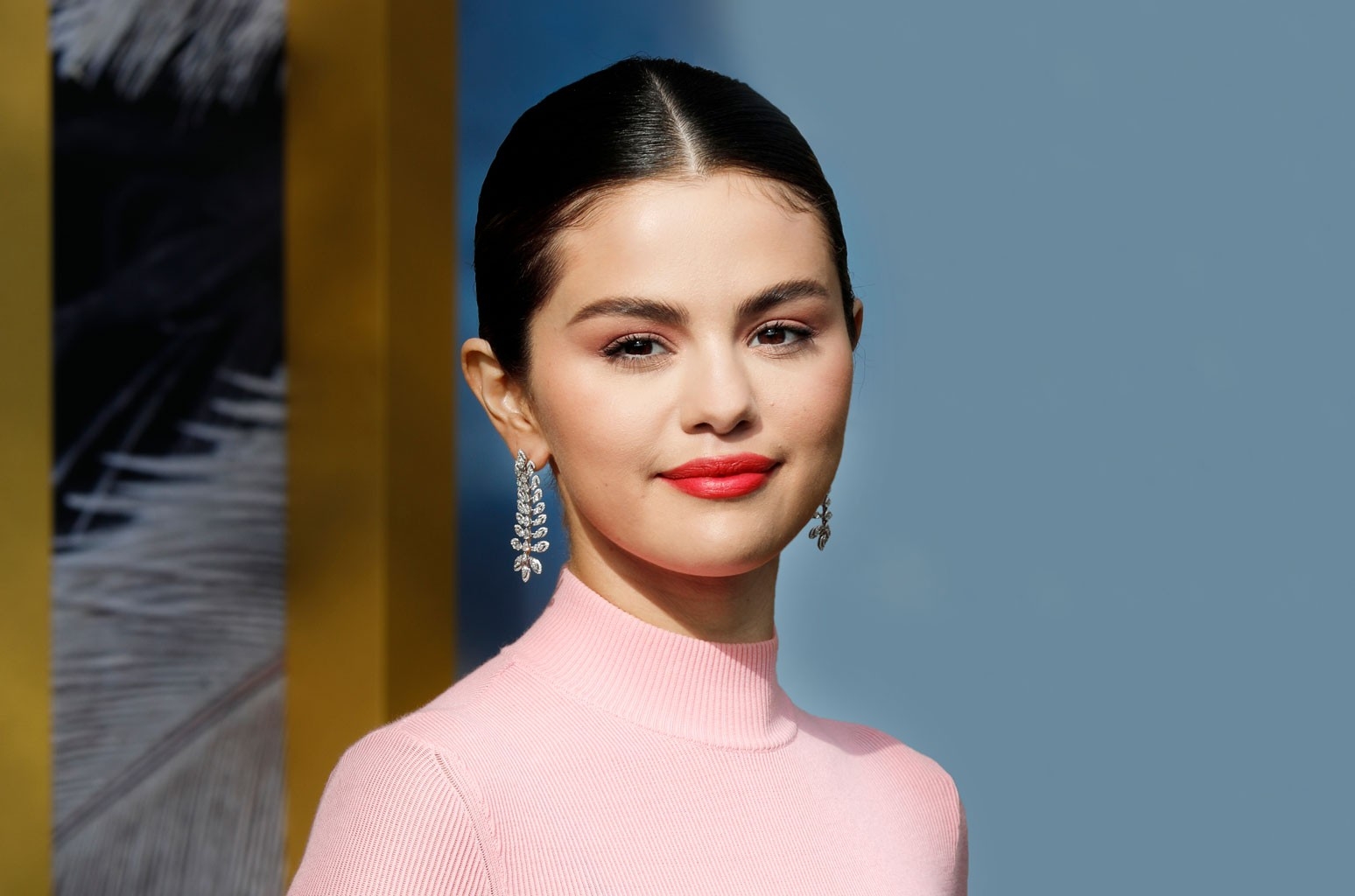 Selena Gomez Gushes Over Rare Beautys New Always an Optimist Pore