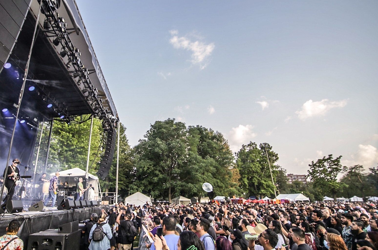 At Ruido Fest 2021, 5 Out of 30,000 Fans Received a COVID19 Vaccine