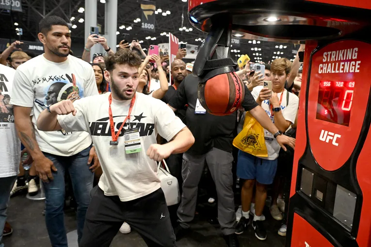 Adin Ross contacts police over dispute with Joe Budden and Glasses Malone