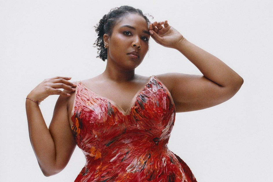 lizzo brown dress Blundstone Originals Leather Pull On Boots | Brown/Toffee main image 1