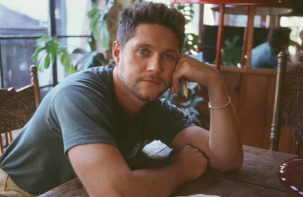 Niall Horan Unveils �Dinner Party� And Opens Up About Love, Loss And Life At 30