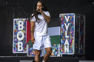 BBC Says It Should Have Pulled Coverage of Bob Vylans Controversial Glastonbury Set, Singer Says I Said What I Said
