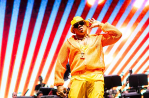 LL Cool J and Jazmine Sullivan Cancel Philadelphia Fest Appearances in Support of City Workers Strike