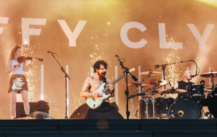 Biffy Clyro Reveal Stage Times for Finsbury Park Show