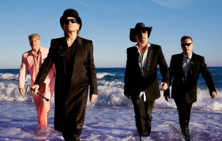 U2 Release New Single Street Of Dreams Produced by Jacknife Lee